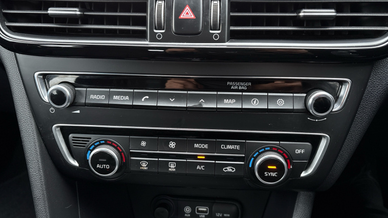 Kia Optima 1.7 CRDi ISG 2 5dr Diesel Estate